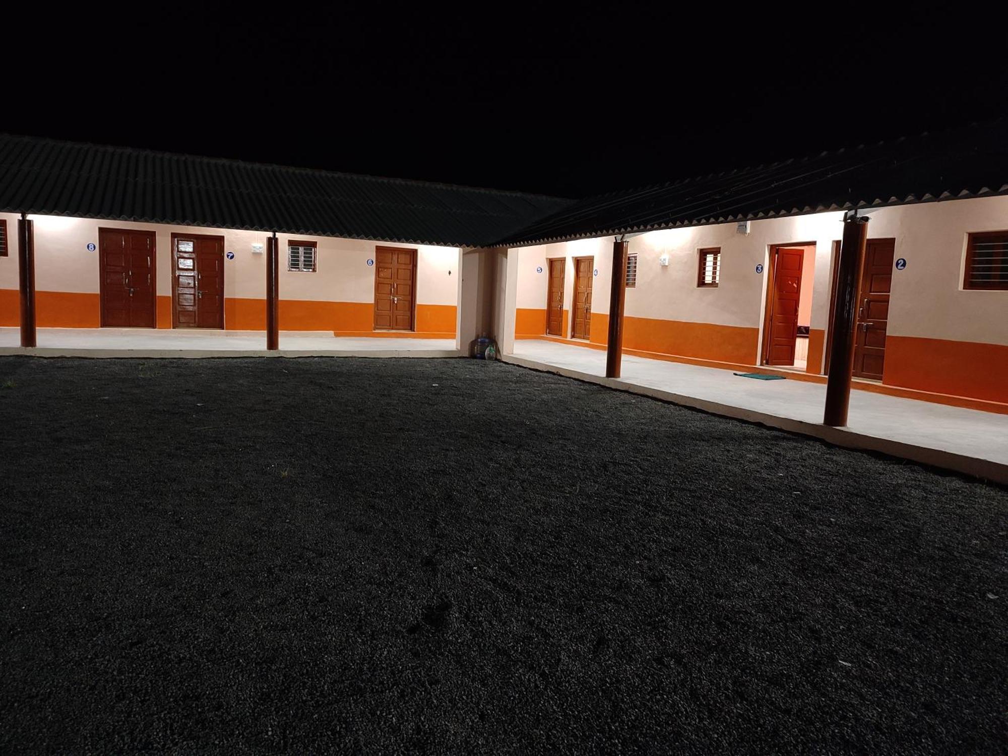 Rann Viram Homestay Dhordo エクステリア 写真